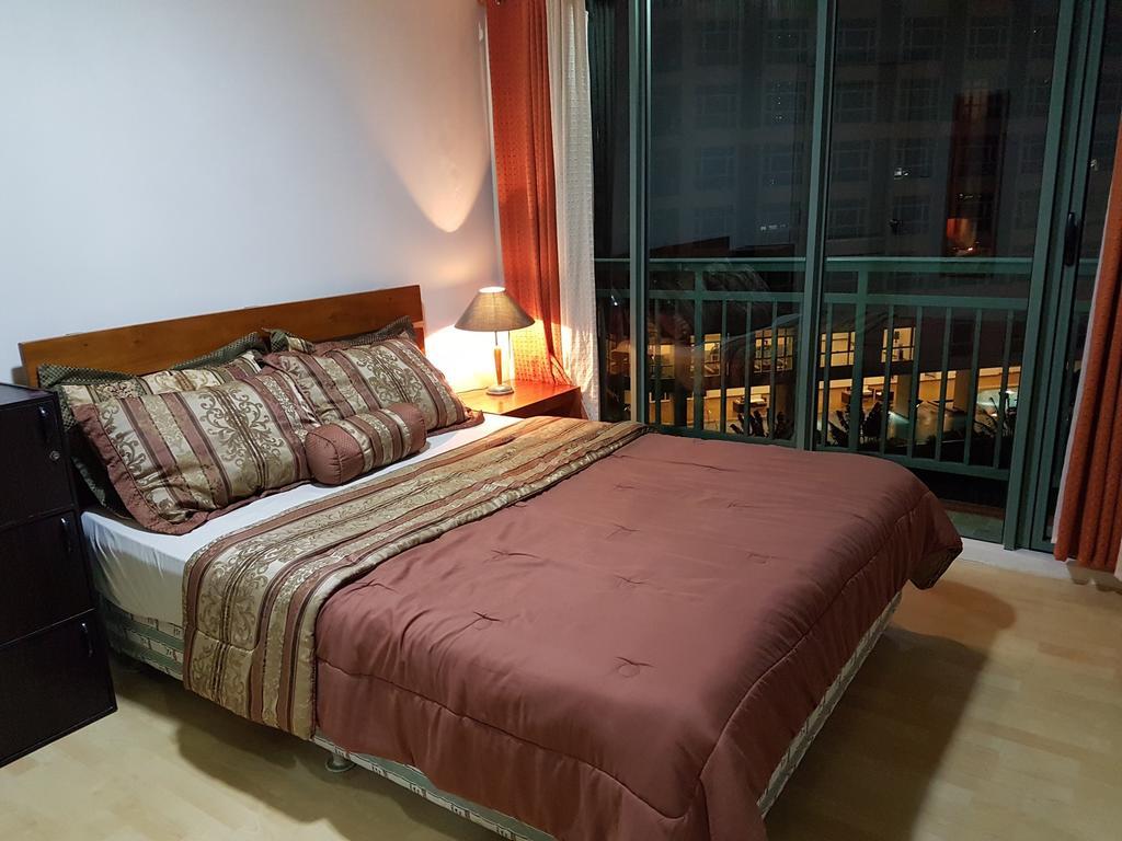 Ortigas 2 Bedroom Corner Unit With 2 Queen Across Shangrila Manila Exterior photo
